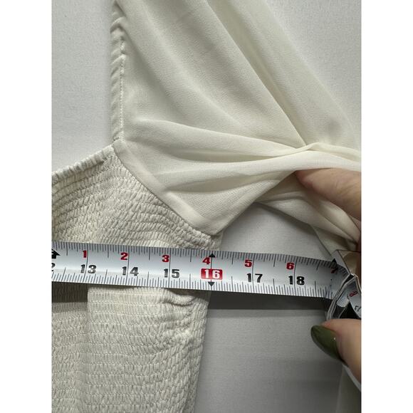 Wilfred Aritzia Soiree Cream Cropped Top XL Long Puff Sleeve Smocked - Picture 6 of 11